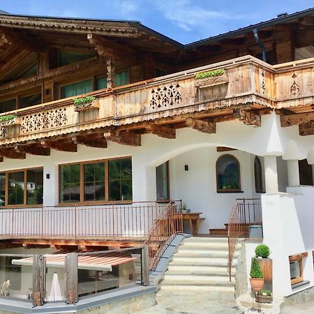 Appartements "Da Zillertaler Und Die Geigerin" Mayrhofen Kültér fotó